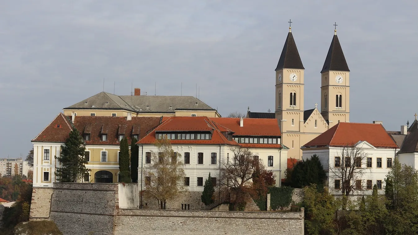 Járja be királynék városát és búcsúzzon vidáman az óévtől!