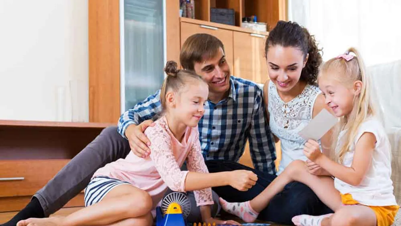 Segít tovább megőrizni a mentális fittséget a sok társas- és kártyajáték