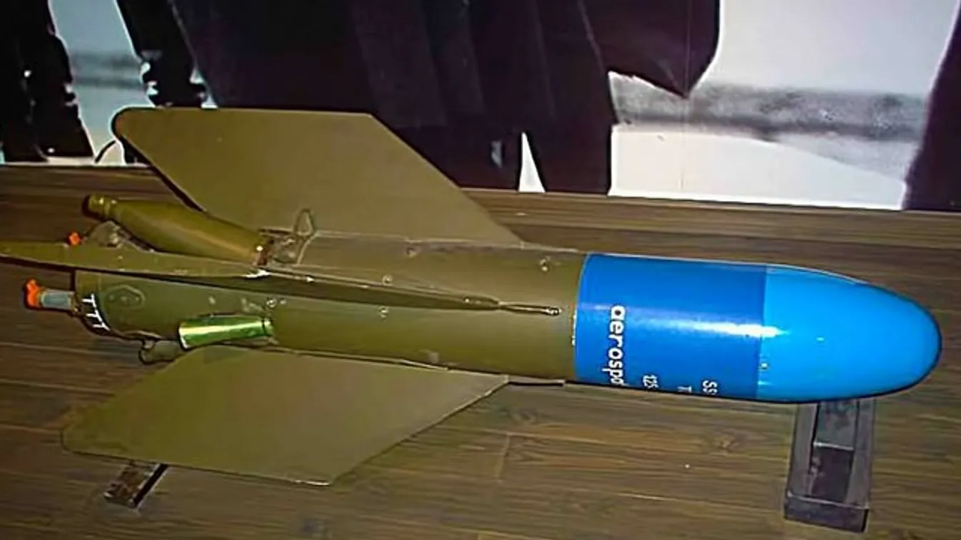 Kámforrá vált 276 tonna robbanóanyag egy hadiüzemből - nem szúrt szemet senkinek a hiánya