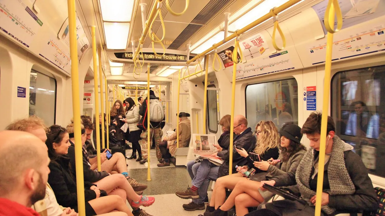 Jövő héten nadrág nélküli utasokba futhat a londoni metrón