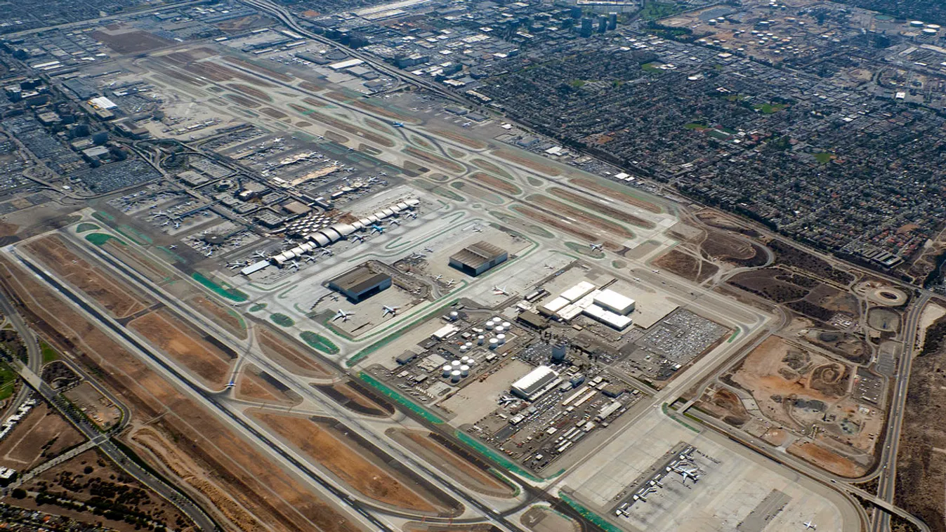 Bonyolult utasokat keres a Los Angeles-i repülőtér