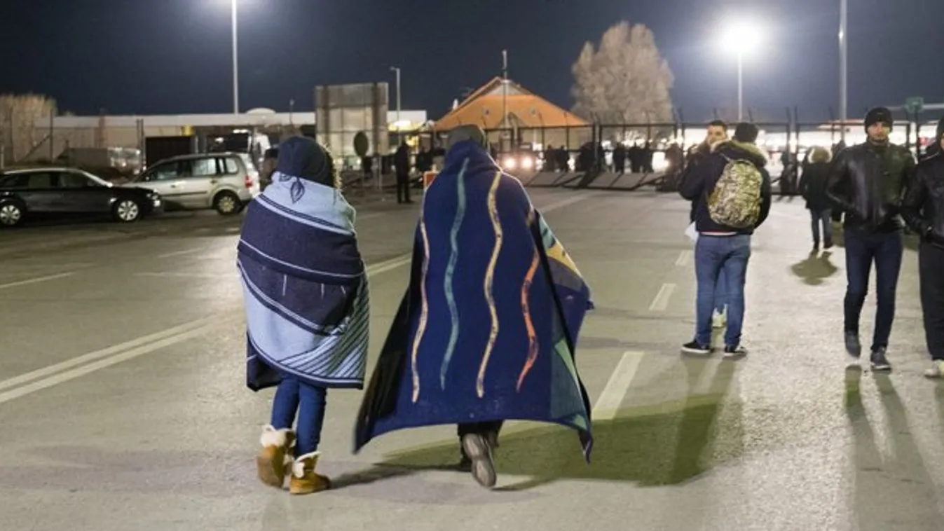 Tovább tart a migránsok rohama, ez történt a hétvégén a határon