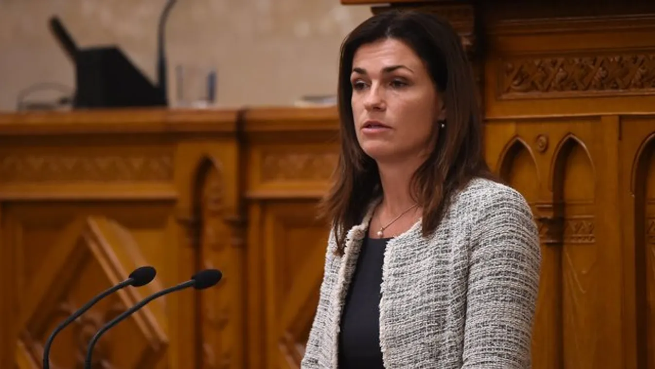 A börtönbiznisz-kifizetések felfüggesztését kezdeményezi a kormány