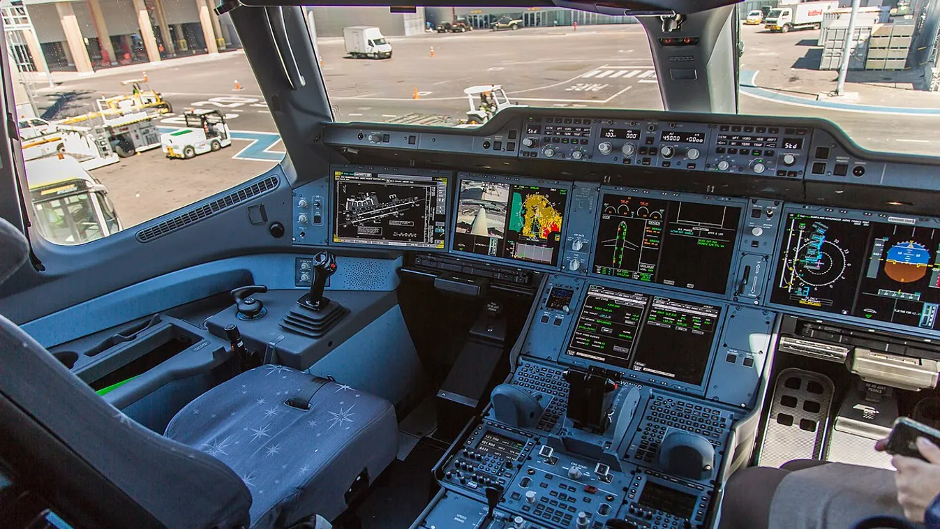 Kitiltották a kávét az Airbus pilótfülkéjéből