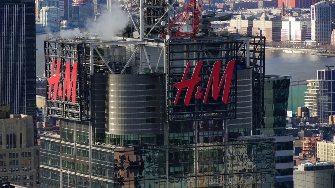 A Zara után a H&M is rááll a védőruhák gyártására