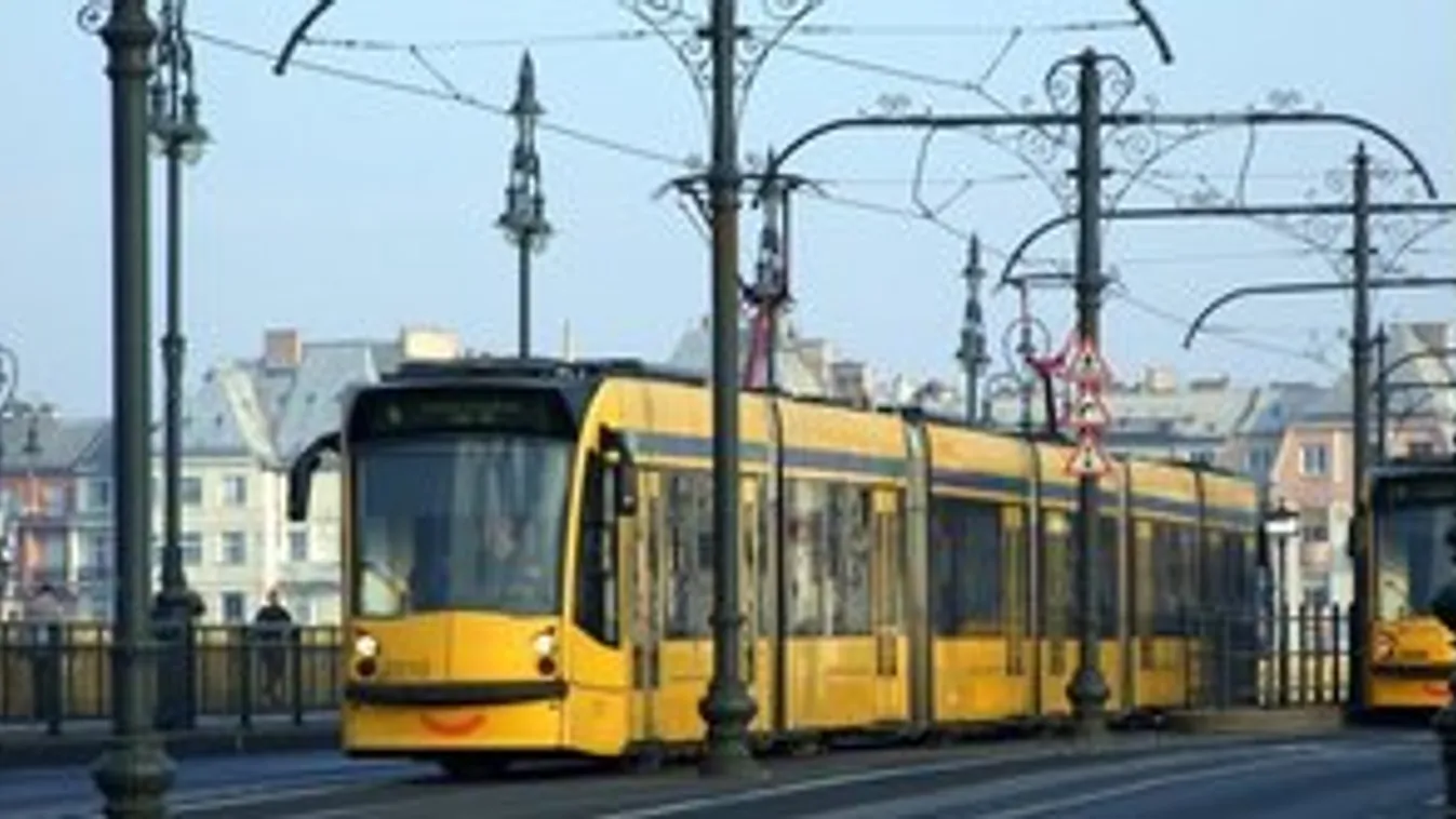 Mától változik az éjszakai buszok menetrendje a fővárosban