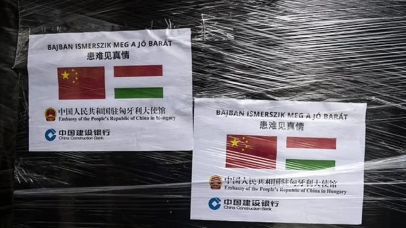 Szijjártó Péter: Több száz tonnányi, a védekezéshez szükséges eszköz érkezik még Kínából