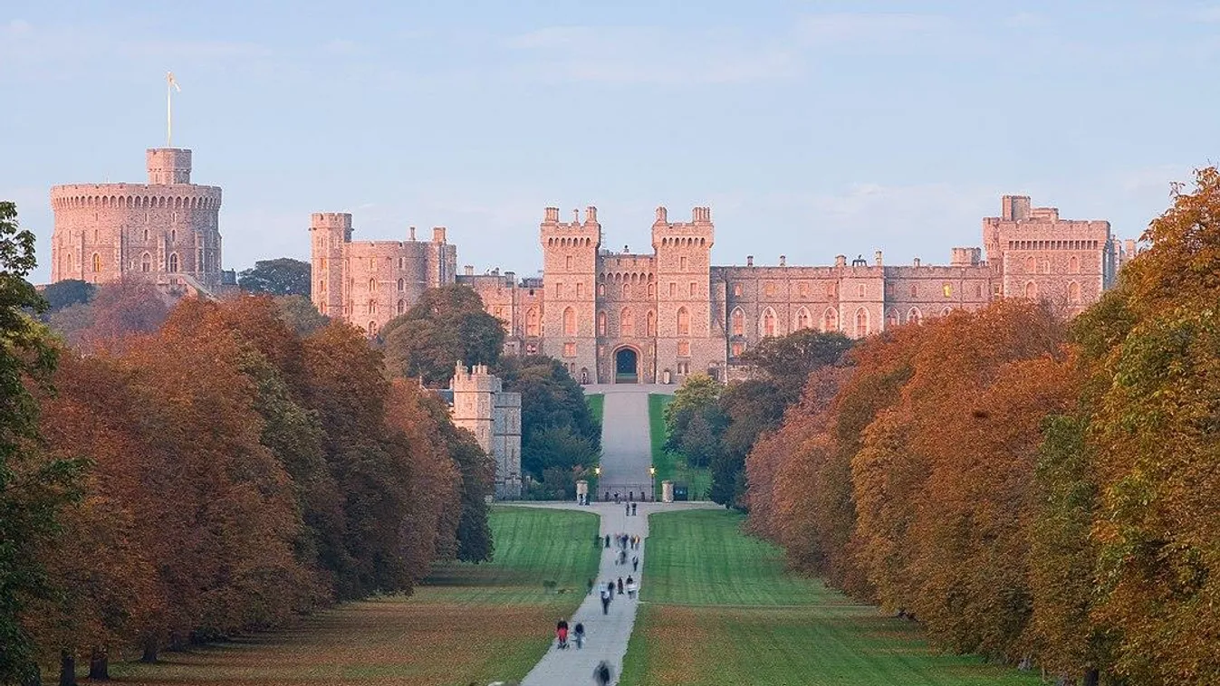 A királynő elhagyta a Buckingham palotát, nem akar kockáztatni