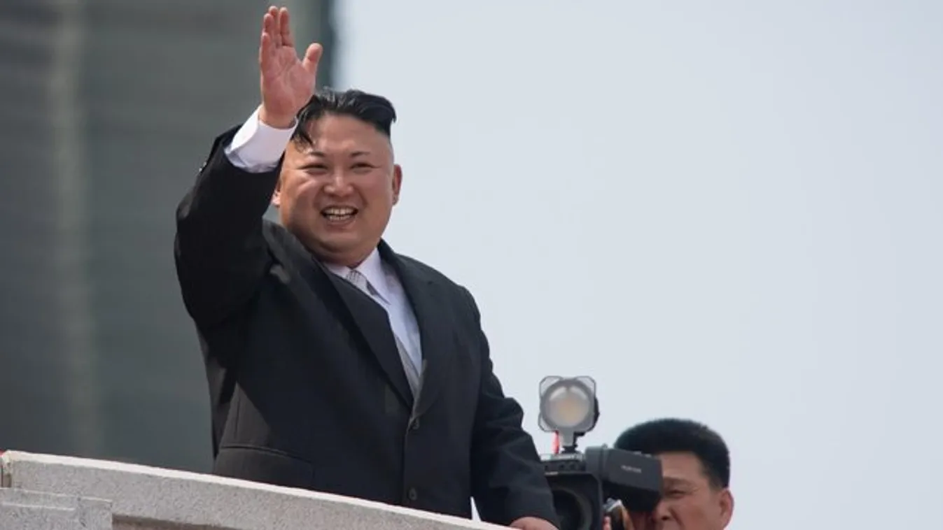 Kim Dzsong Un életjelet adott magáról