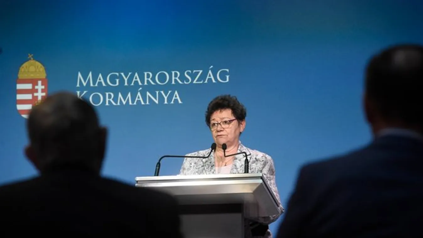 Május harmadikára várja a járvány tetőzését az operatív törzs