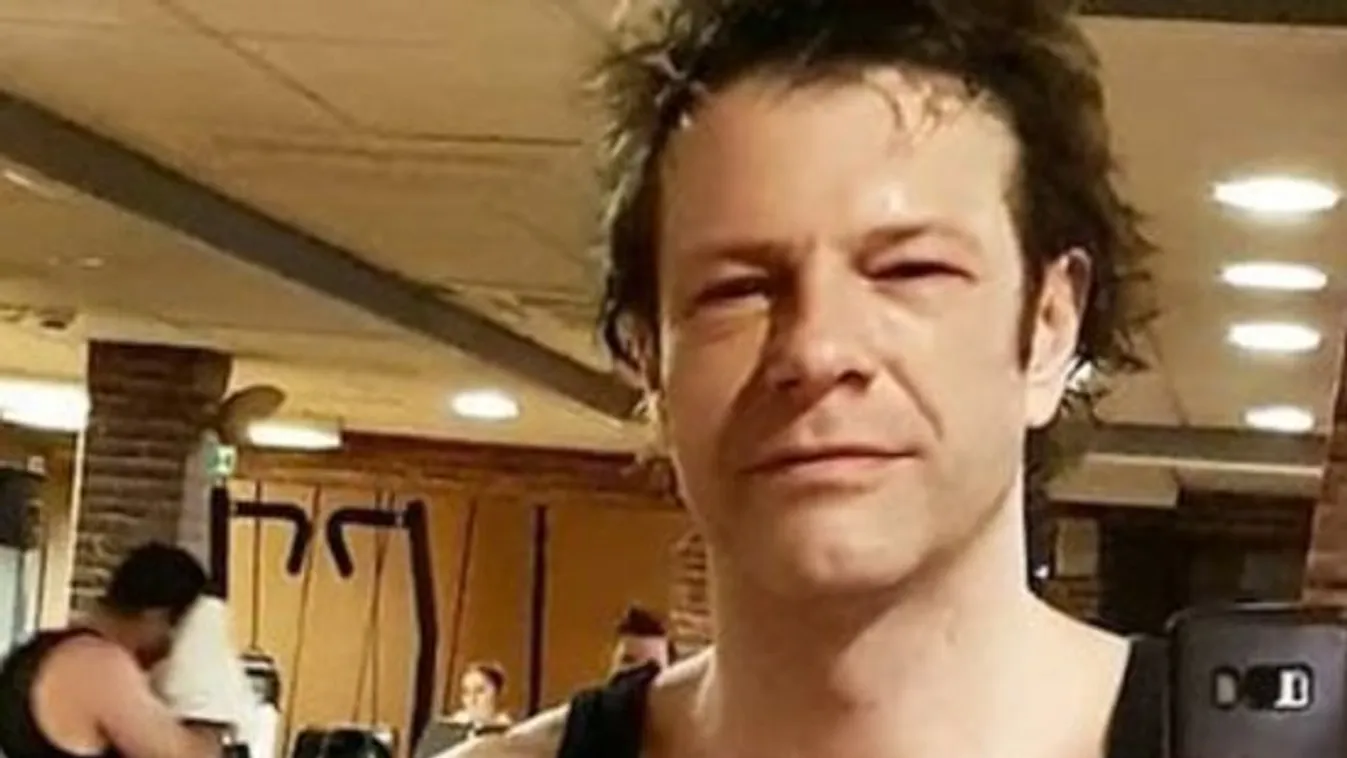 Till Attila karanténban sem lógja el az edzéseket, most nézze meg a karját!
