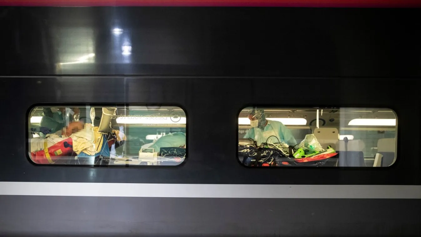 Párizsból TGV-n evakuálják a betegeket