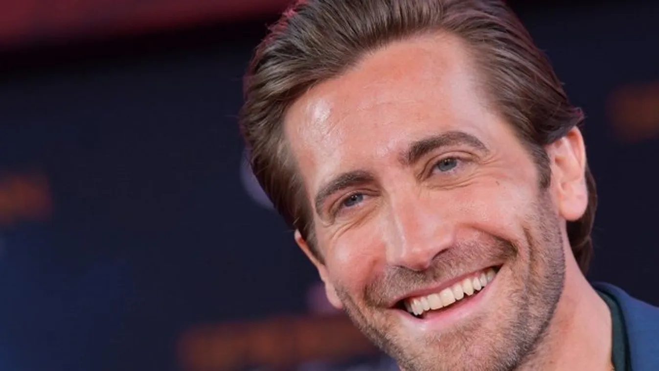 A sztárok is csak emberek, Jake Gyllenhaal is megőrül a kovászért - Nézze meg, milyen kenyeret sütött!