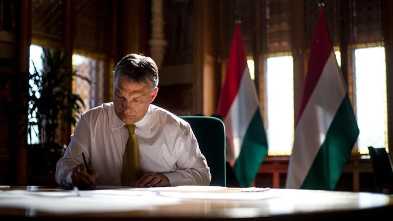 Népszerű Orbán Viktor Facebook-oldala: túl az 1 millió követőn!