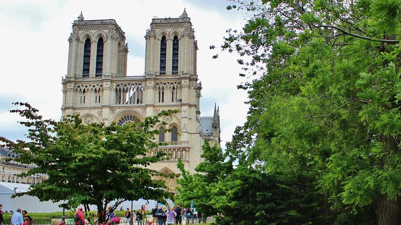 Élőben közvetítik a Notre-Dame-ból a húsvéti ünnep egyik fontos eseményét