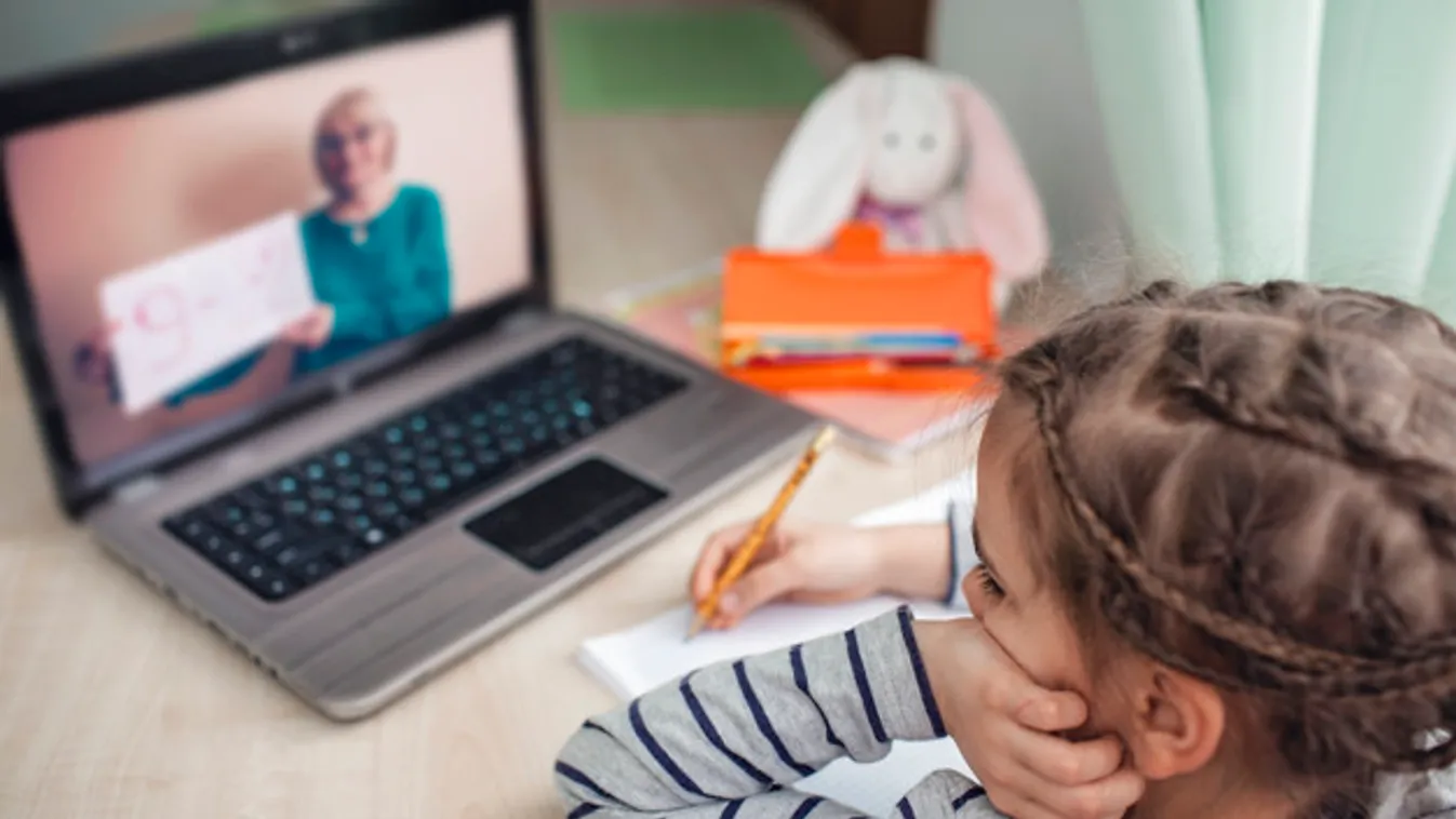 Tanév végéig marad a digitális oktatás, nyitnak a bölcsik és az ovik