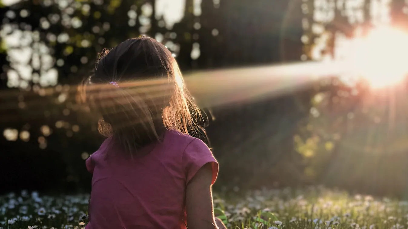 Piknik és naplemente a Filozófusok kertjében