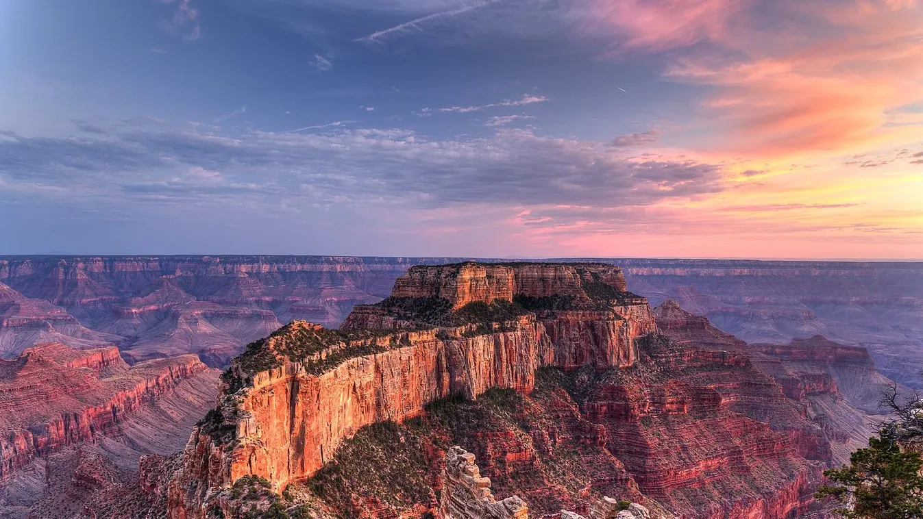 Egy túrázó fényképezés közben halálra zúzta magát a Grand Canyonban