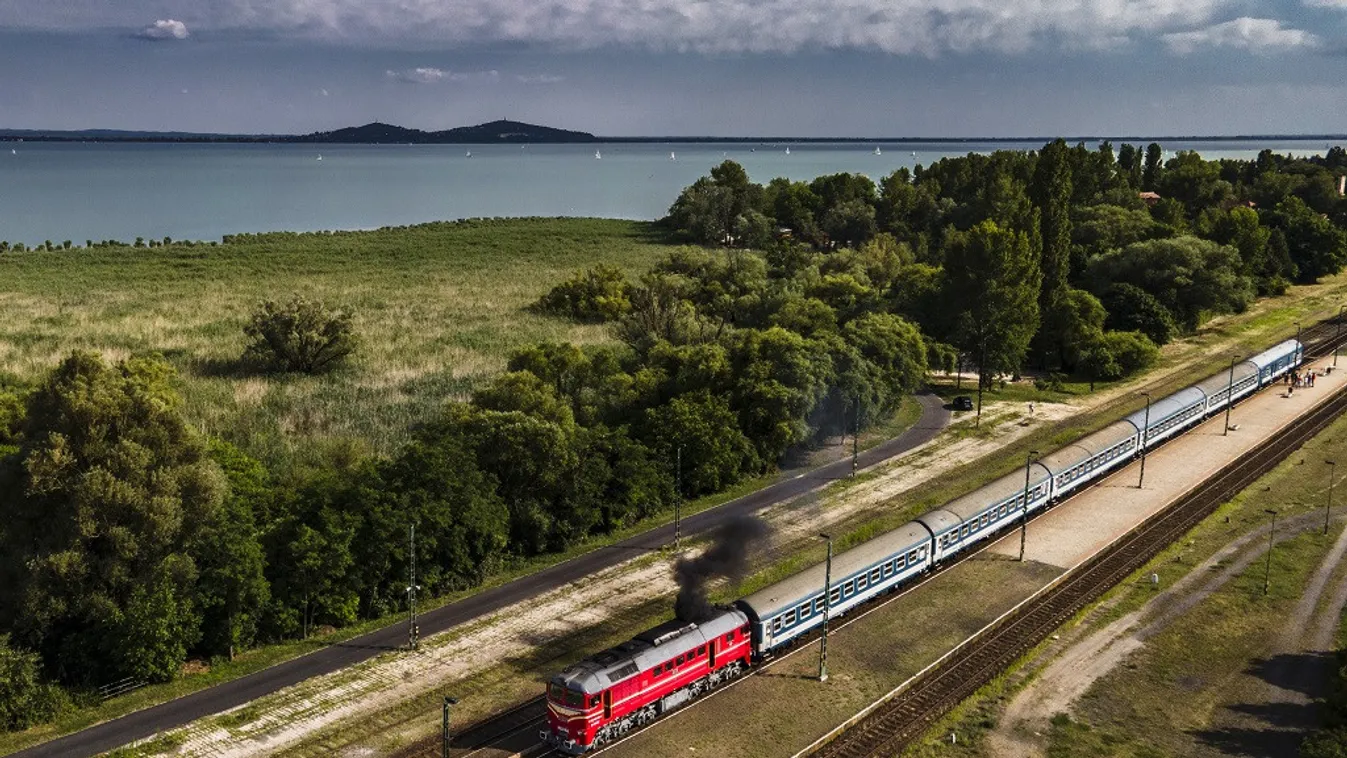 A hétvégén ismét a Balatonnál robog Szergej, Csörgő és Púpos