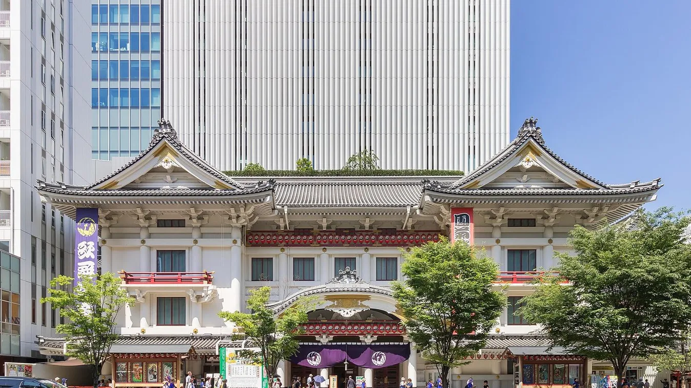Öt hónap után újra kinyitott a híres kabuki színház