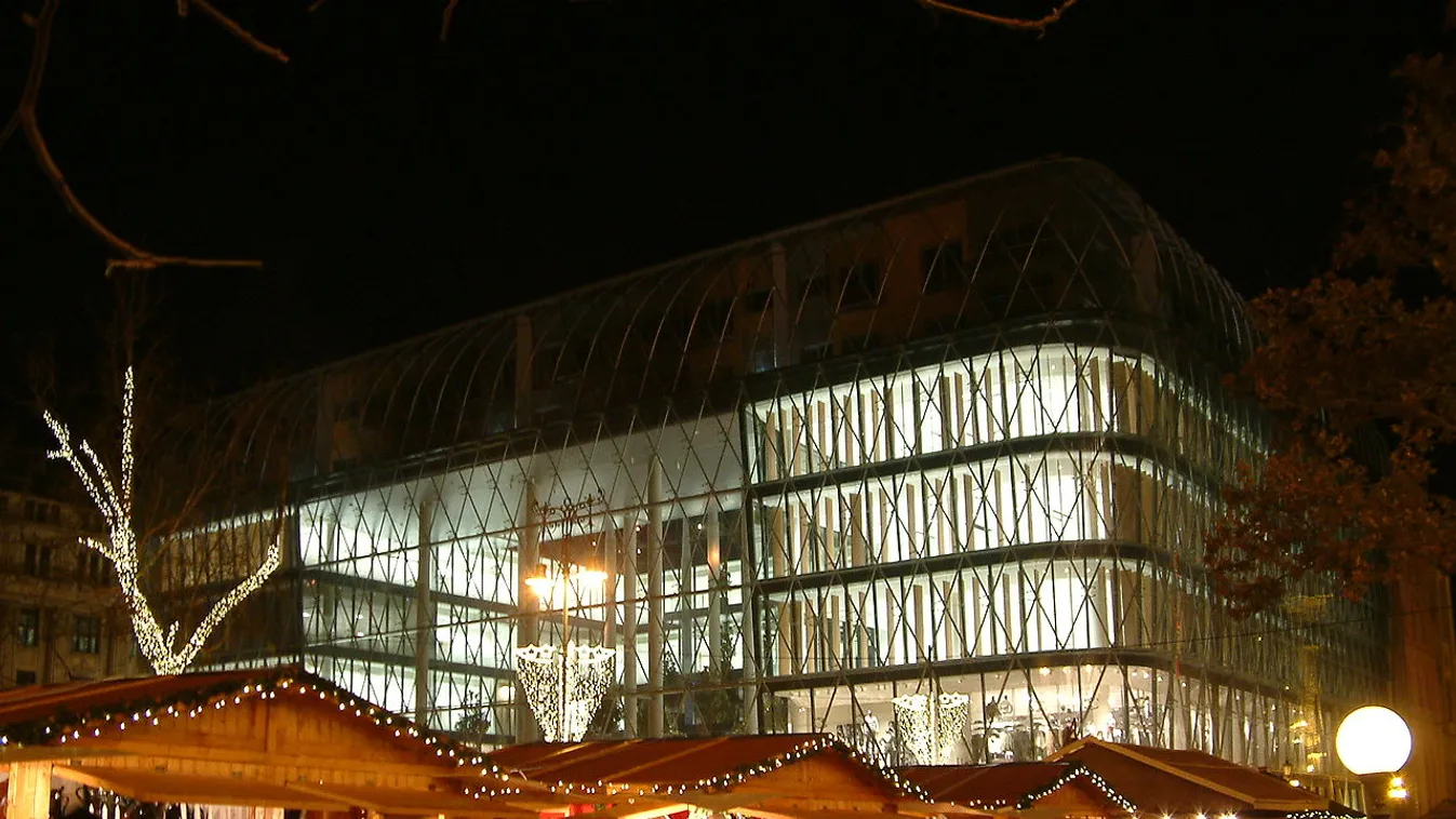 Kiderült, mi lesz a sorsa a Vörösmarty téri karácsonyi vásárnak