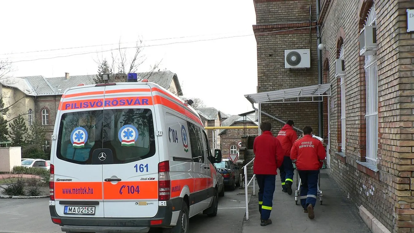 15 perces gyorstesztet kapnak a mentők