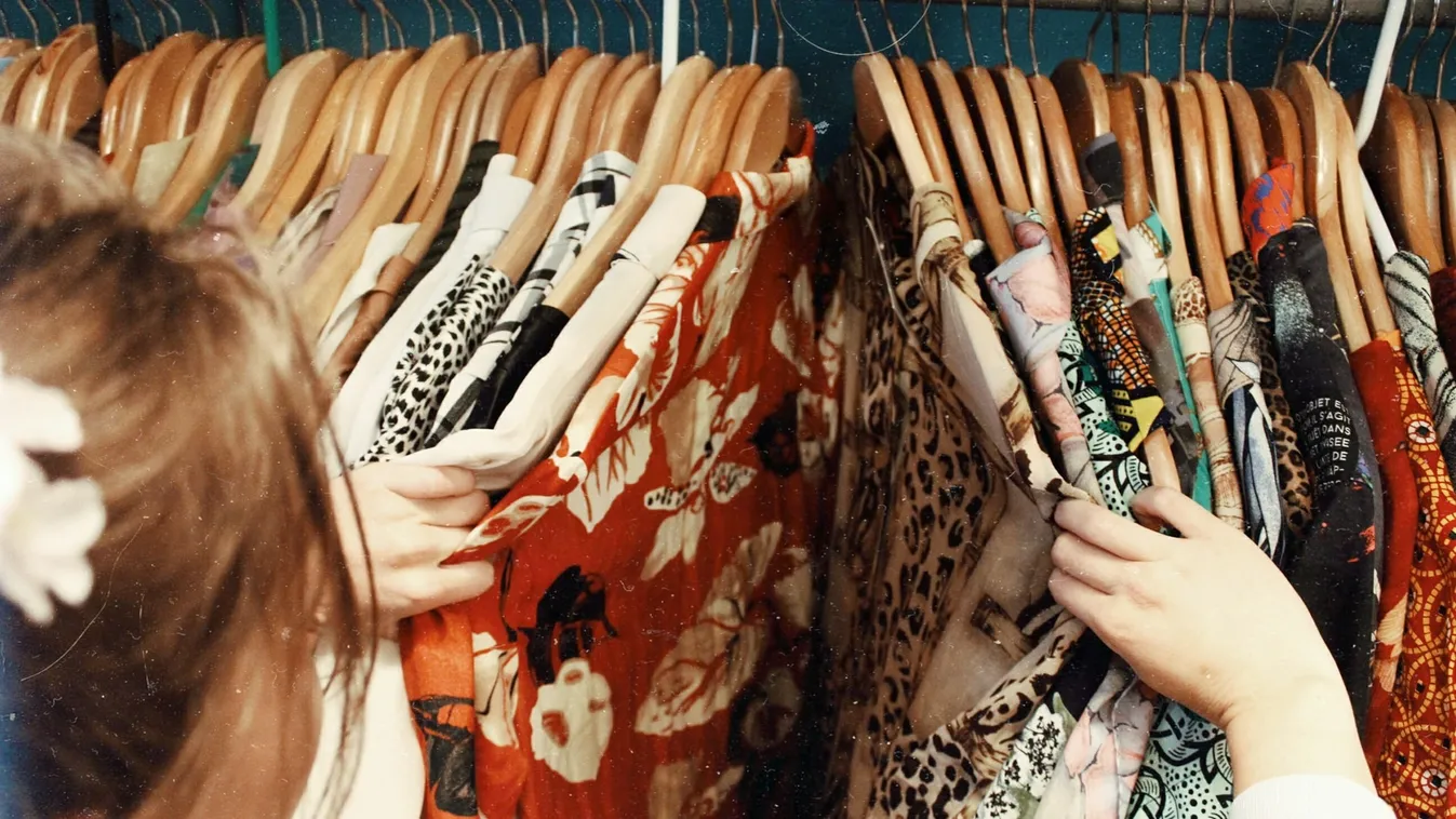 Több mint 600 vintage ruha közül válogathatnak ezen a pop-up vásáron