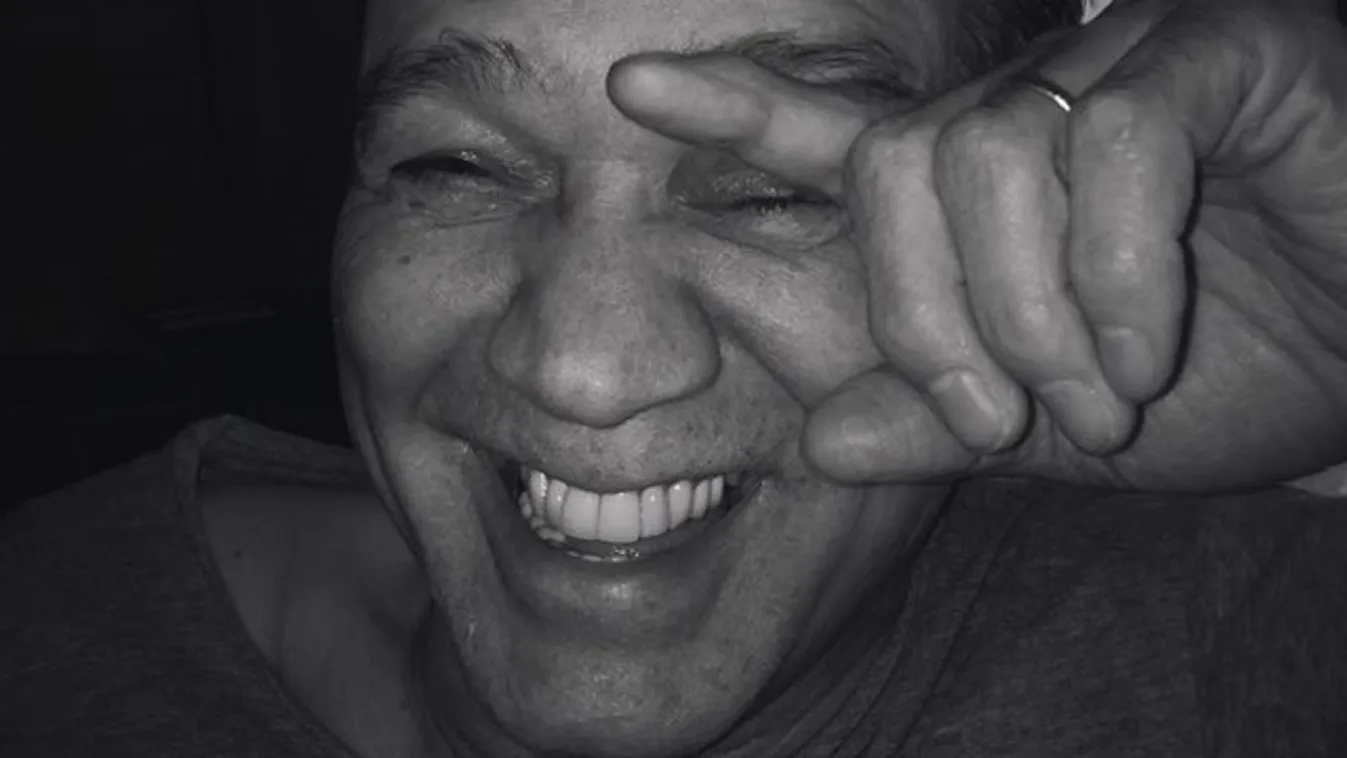 Elhunyt Eddie Van Halen