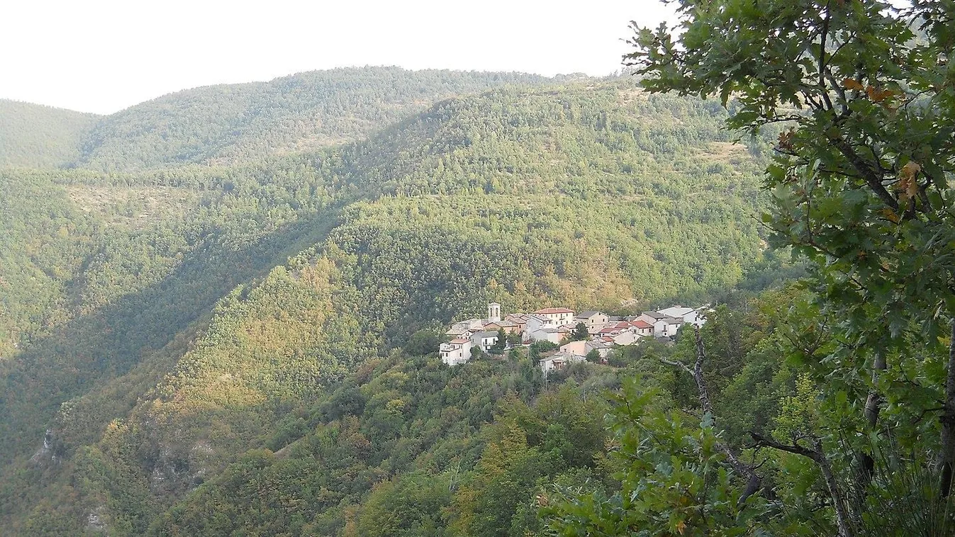 Csak ketten laknak ebben a faluban, mégis hordják a maszkot