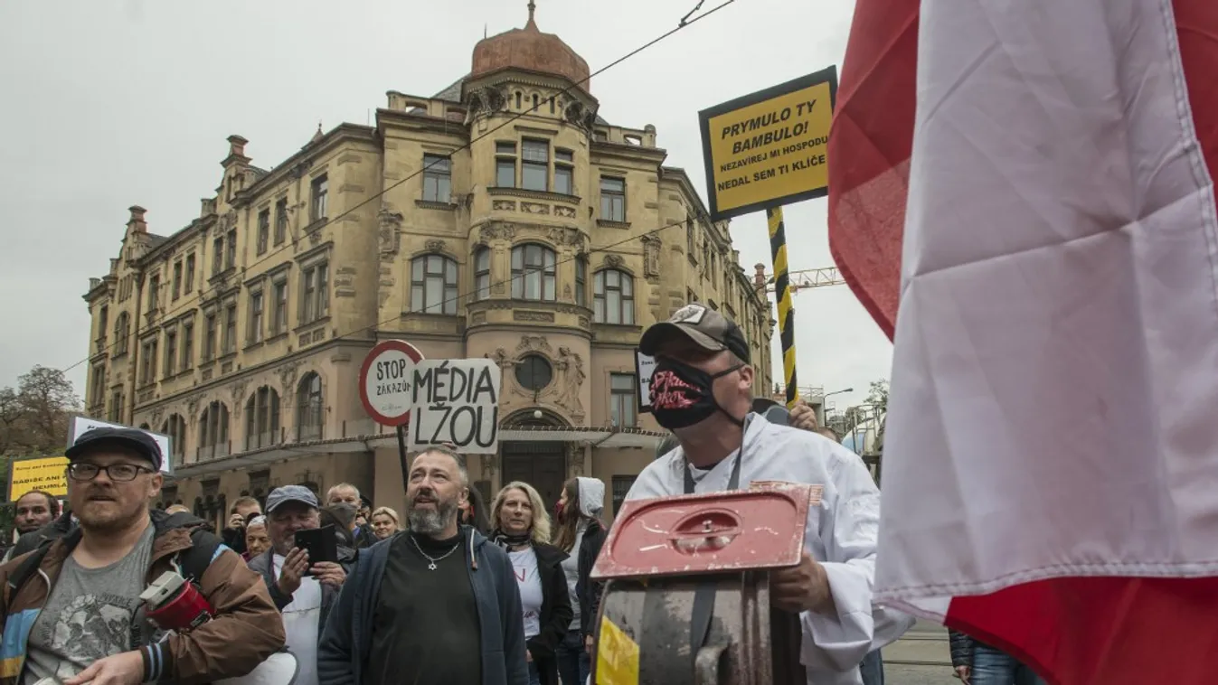 Csehországban ismét szükségállapotot vezettek be