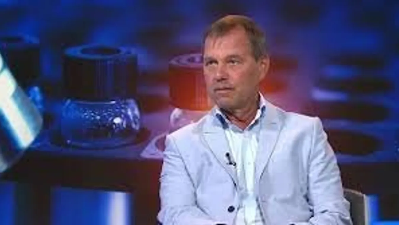 Ez a véleménye Szlávik Jánosnak az új, koronavírus elleni vakcinákról