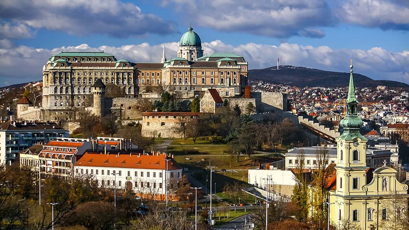 Nem mindennapi drónfelvétel készült a budai Vár újjászületett épületeiről