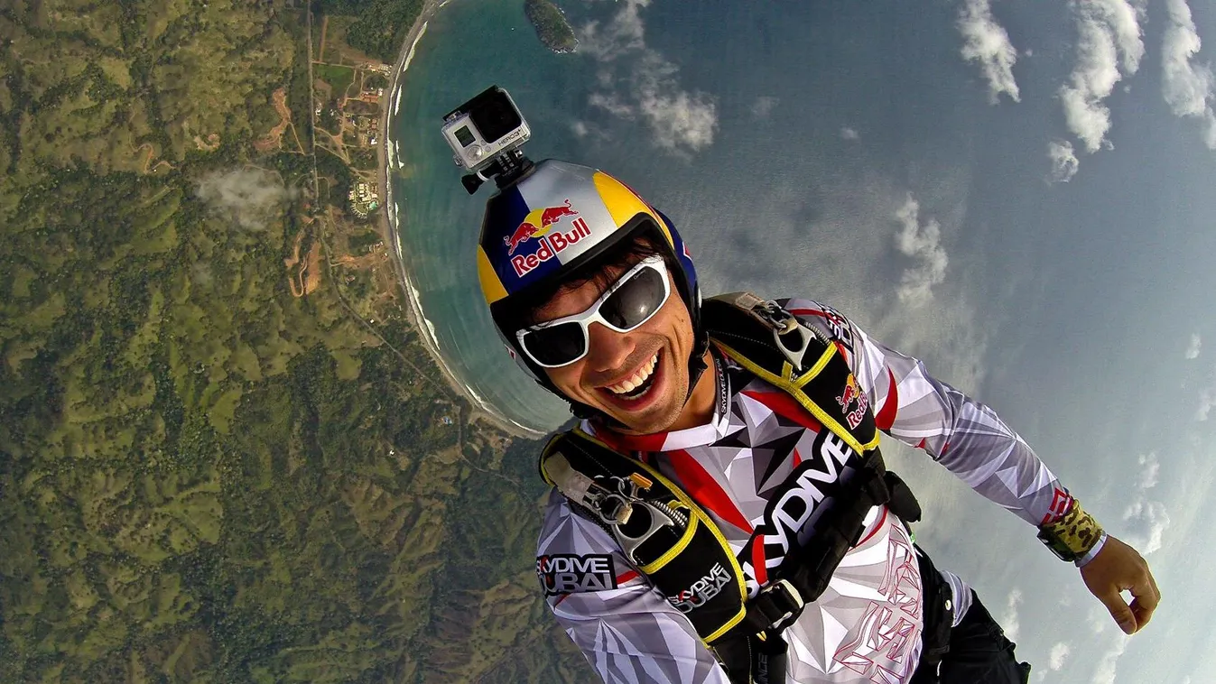 Edzés közben vesztette életét a jetpackkel repülő világrekorder