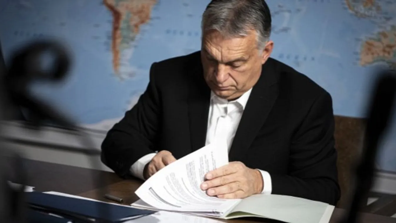 Orbán Viktor: Ingyenes lesz az internet 30 napig a digitális oktatásban részt vevő középiskolásoknak – videó
