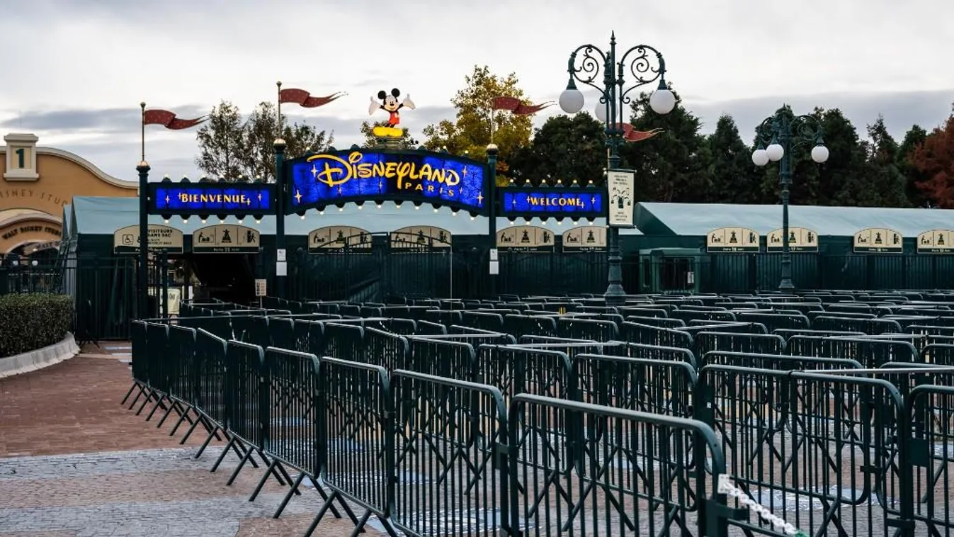 A párizsi Disneyland törölte a karácsonyi terveit