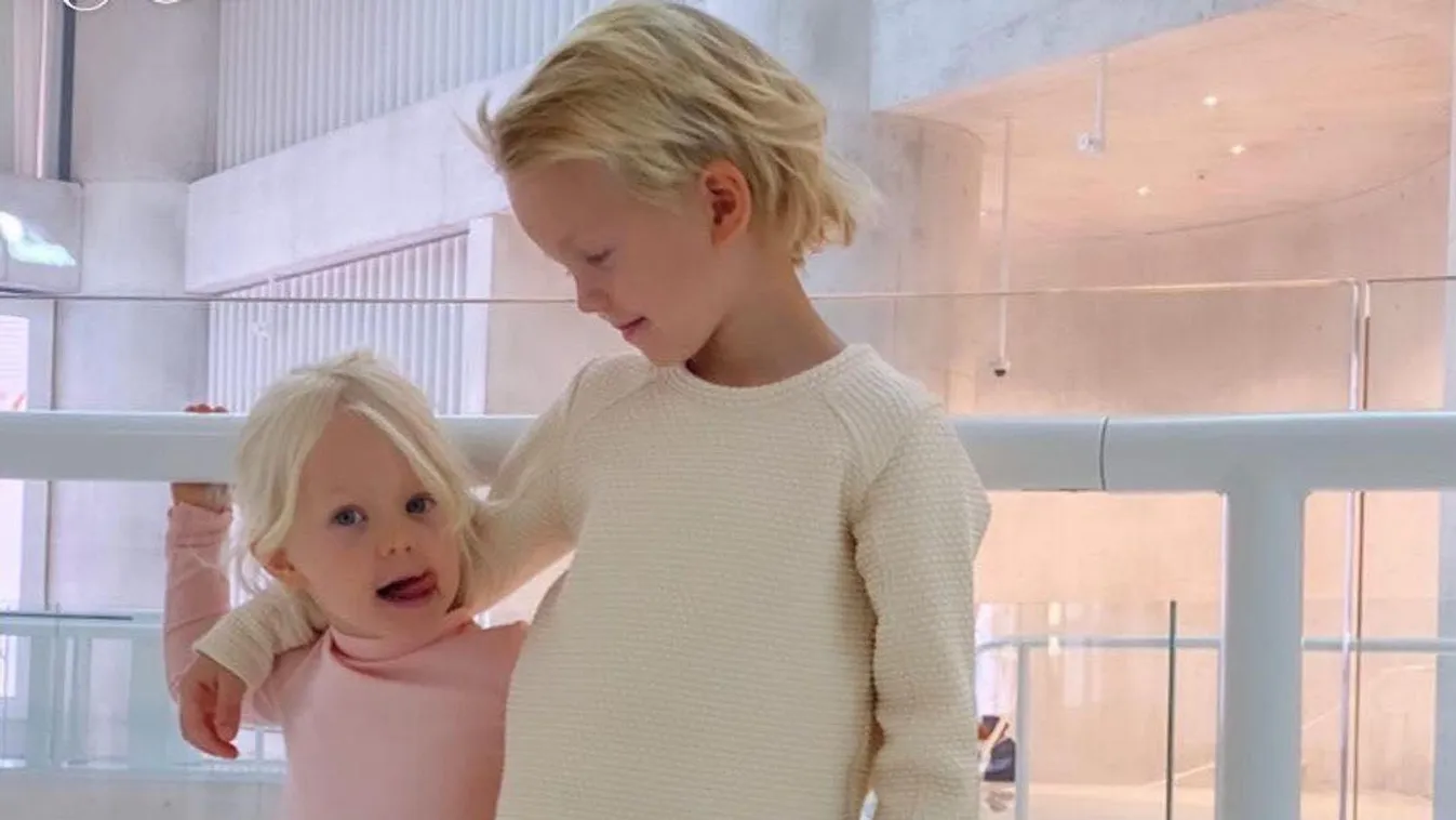 Ebben a csodálatos karácsonyi videóban Kimi Räikkönen egészen új oldalát ismerhetjük meg