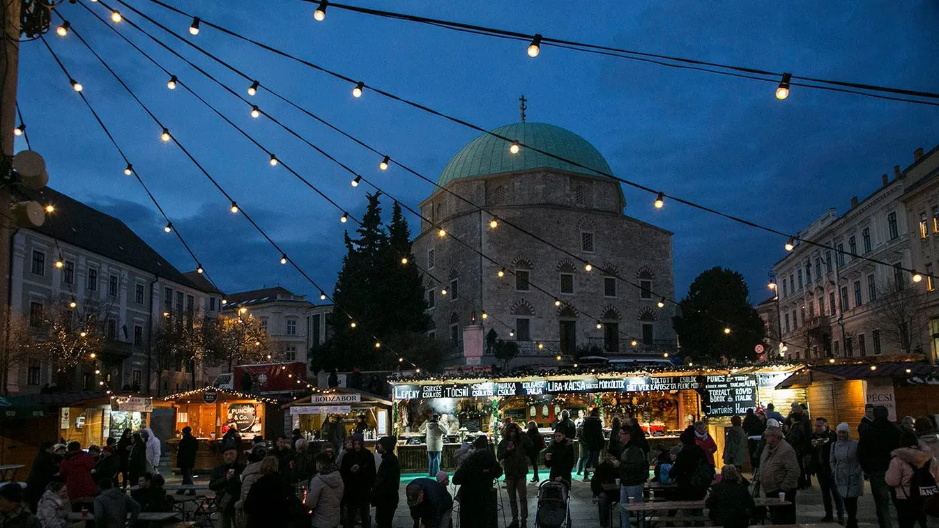 Adventkor a gyerekek nyertes rajzai díszítik majd a pécsi Dzsámit