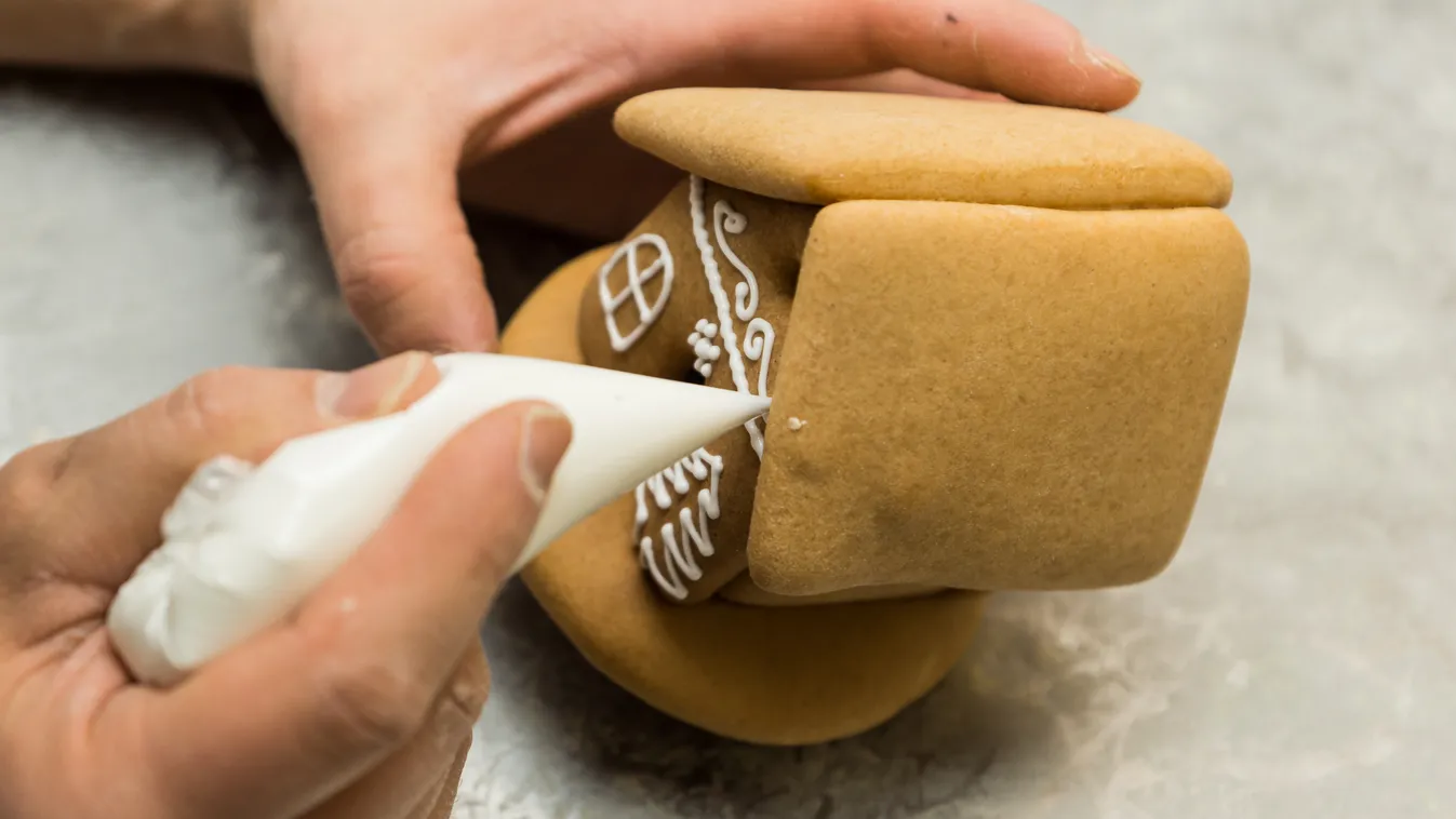 Így segítenek a debreceni kézműveseknek portékáikat eladni advent idején