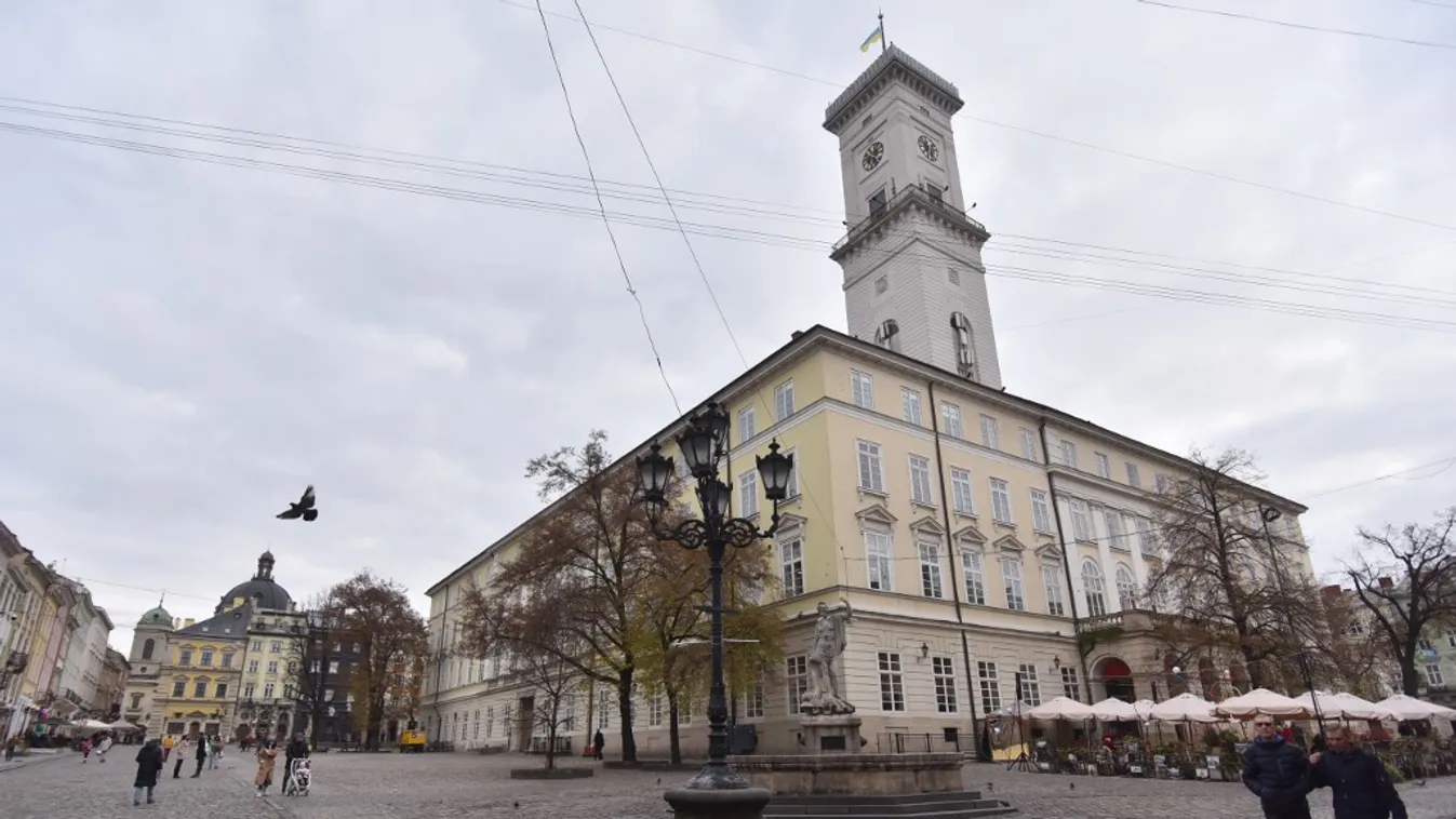 Ukrajna ismét átsorolta Magyarországot, Franciaországban enyhítenek