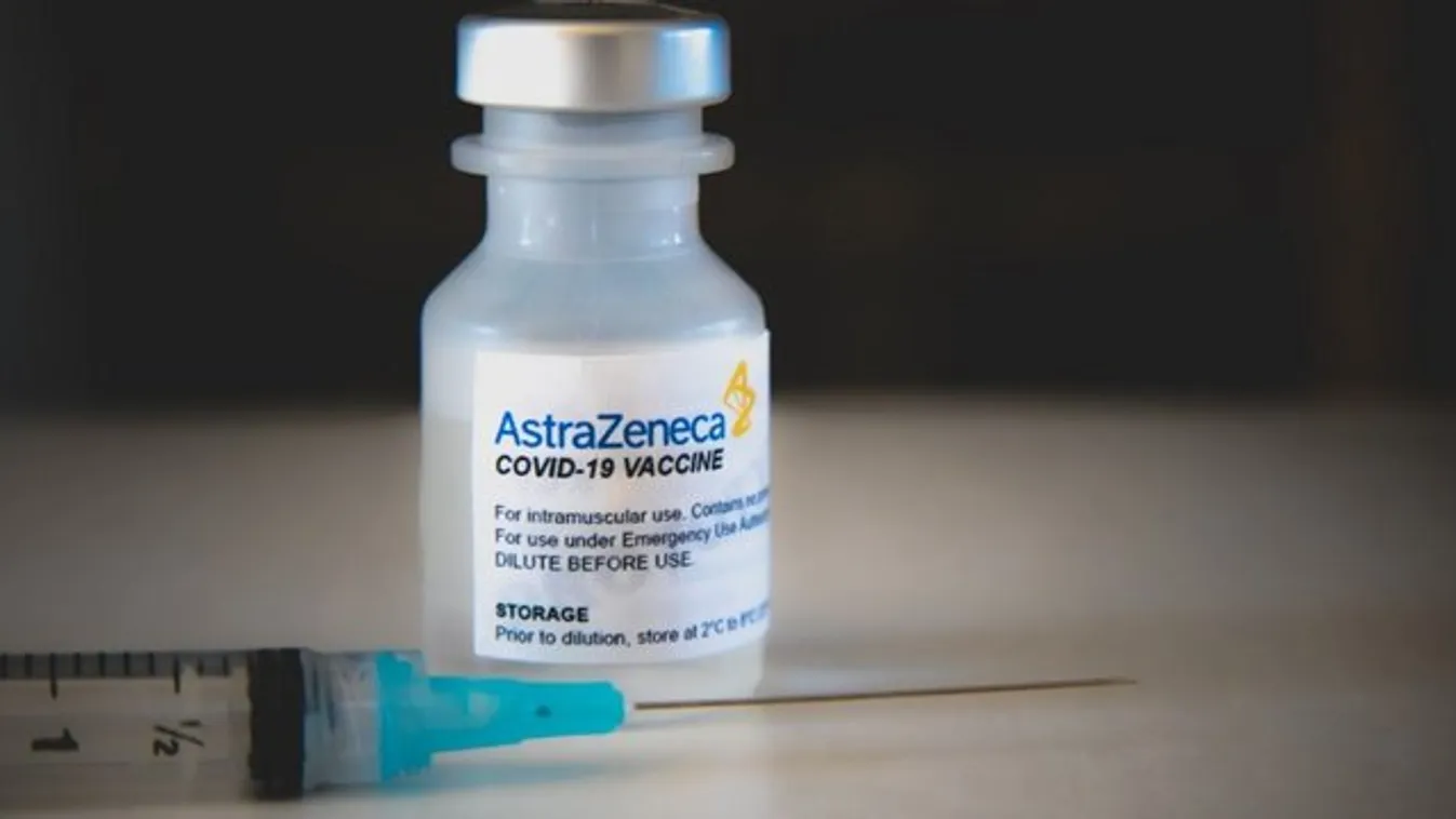 A brit gyógyszerfelügyelet jóváhagyta az Oxfordi Egyetem és az AstraZeneca gyógyszergyár vakcináját