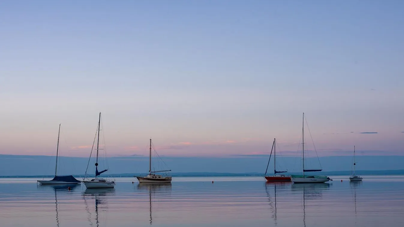 Ezen a karácsonyon pozitív üzeneteket küldhetnek egymásnak a balatonalmádiak
