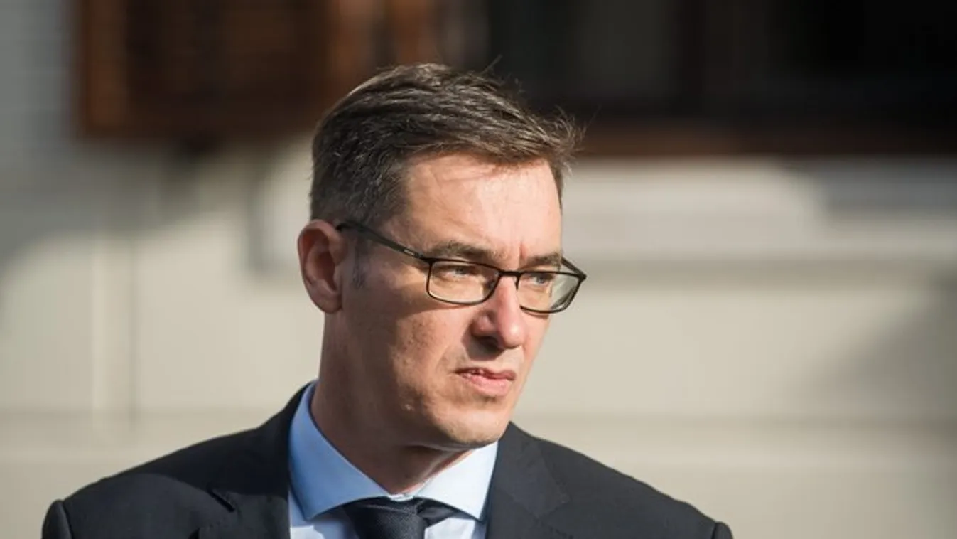 Miközben küzdünk Brüsszelben a magyar érdekekért, Karácsony Gergely hátulról is lövöldözik