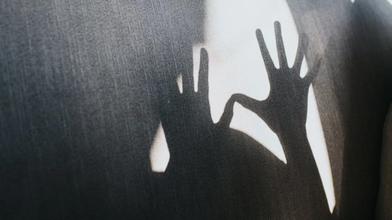 Rosszabb, mint egy horrorfilm: megerőszakolták, megkövezték és eltemették – mégis túlélte a tinilány