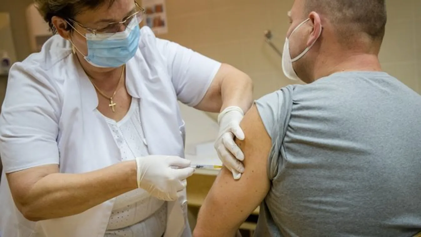 Kiderült, hogy az új variánsok egyik kulcsmutációja ellen is hatékony lehet-e a BioNTech/Pfizer-oltóanyag