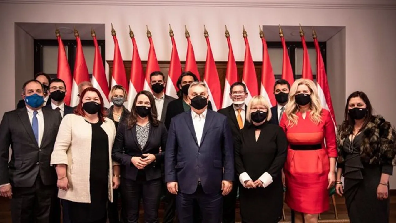 Orbán Viktor a Fidesz-KDNP EP-képviselőivel egyeztetett
