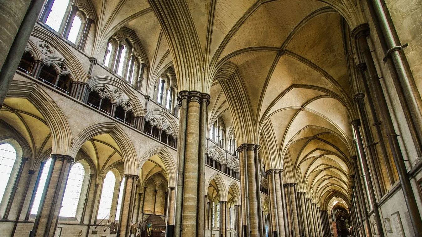 Élő orgonakíséret jár az oltás mellé ebben a templomból lett oltóközpontban