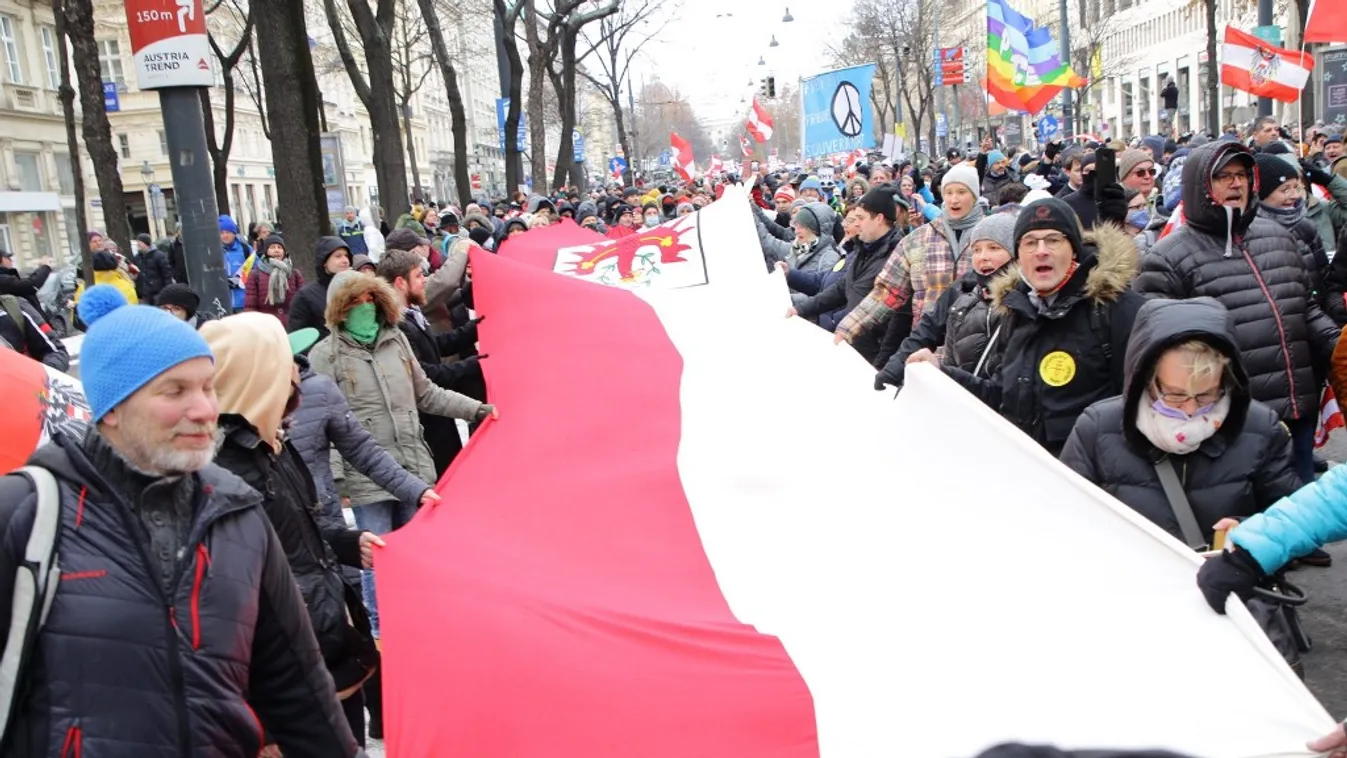 Kötelező FFP2-es maszkviseléssel és nagyobb távolságtartással szigorít Ausztria