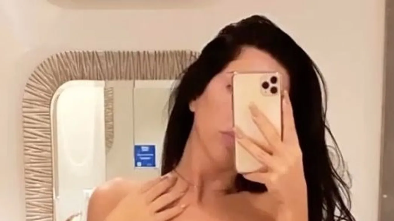 „A java még csak most jön” – teljesen pucéran köszönti az új évet a kicsit sem szégyellős Playboy-modell – 18+ fotó