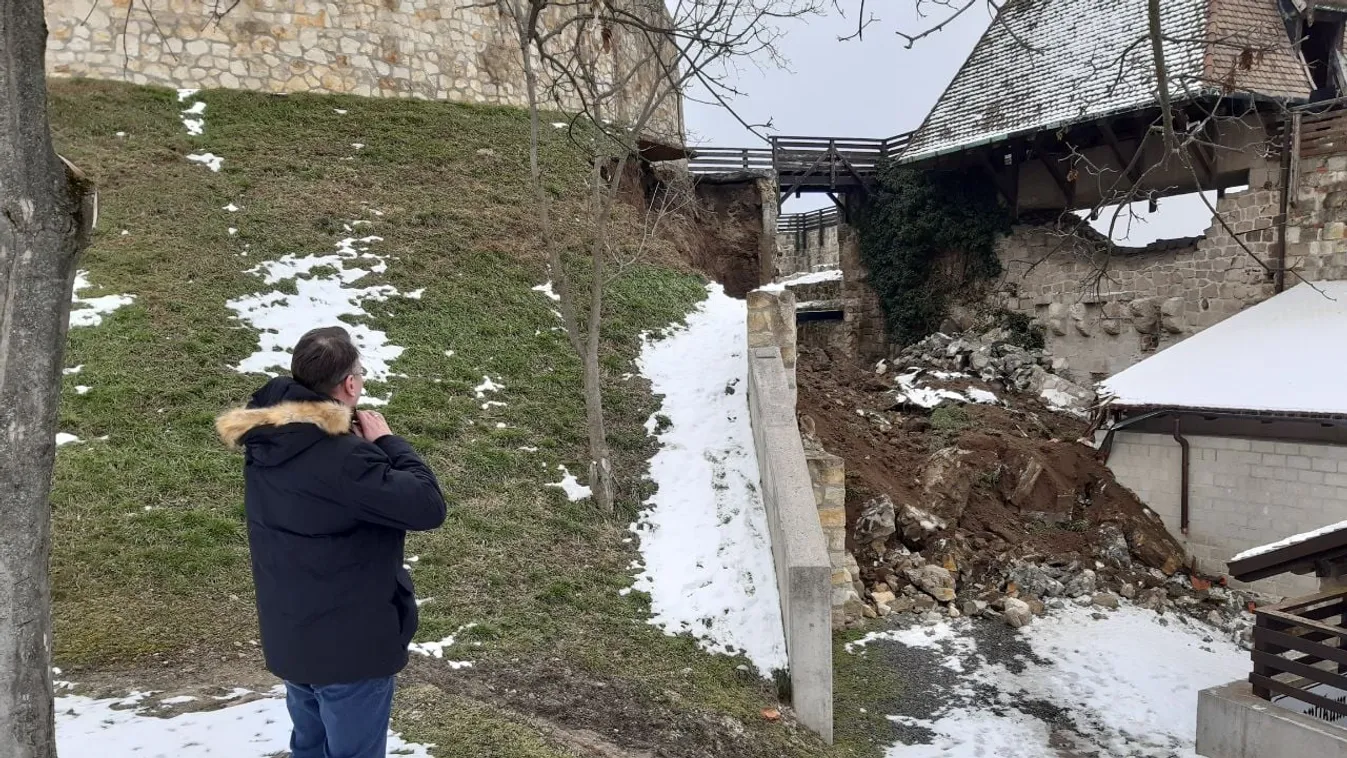 Leomlott az egri vár bástyájának támfala