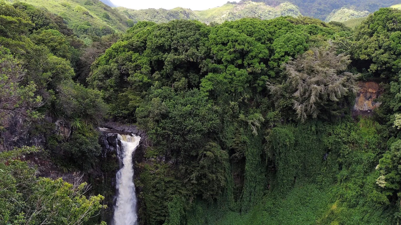 Hawaii megelégelte a felelőtlen turistákat, új törvényt hoz